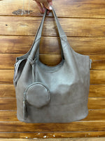 Bolso hobo grande con neceser extraíble