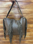 Bolso estilo hobo con flecos