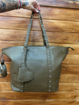 Bolso shopper grande con detalles metálicos