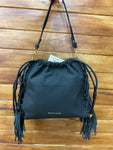 Bolso estilo hobo con cierre de cuerda