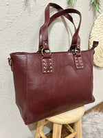Bolso shopper tachuelas