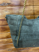 Bolso shopper grande con cadenas doradas