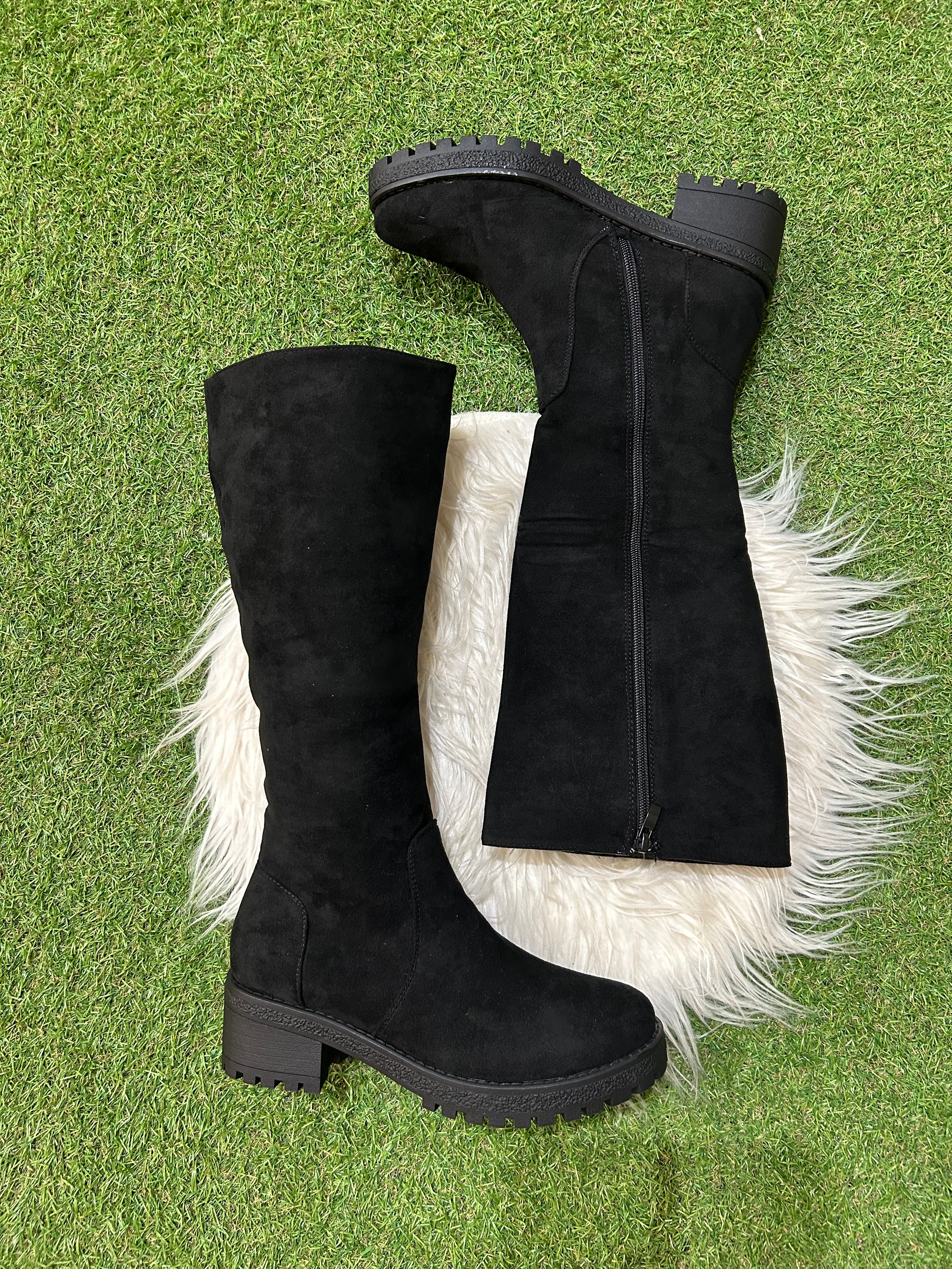 Bota tacón dentado ante