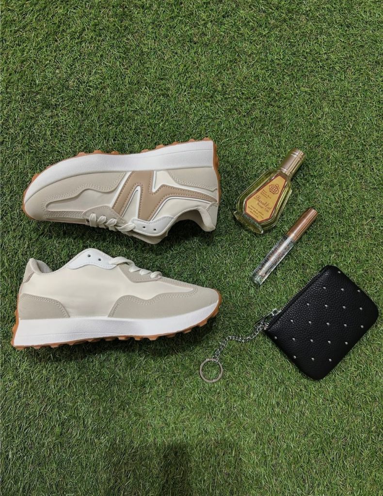Deportiva casual beige