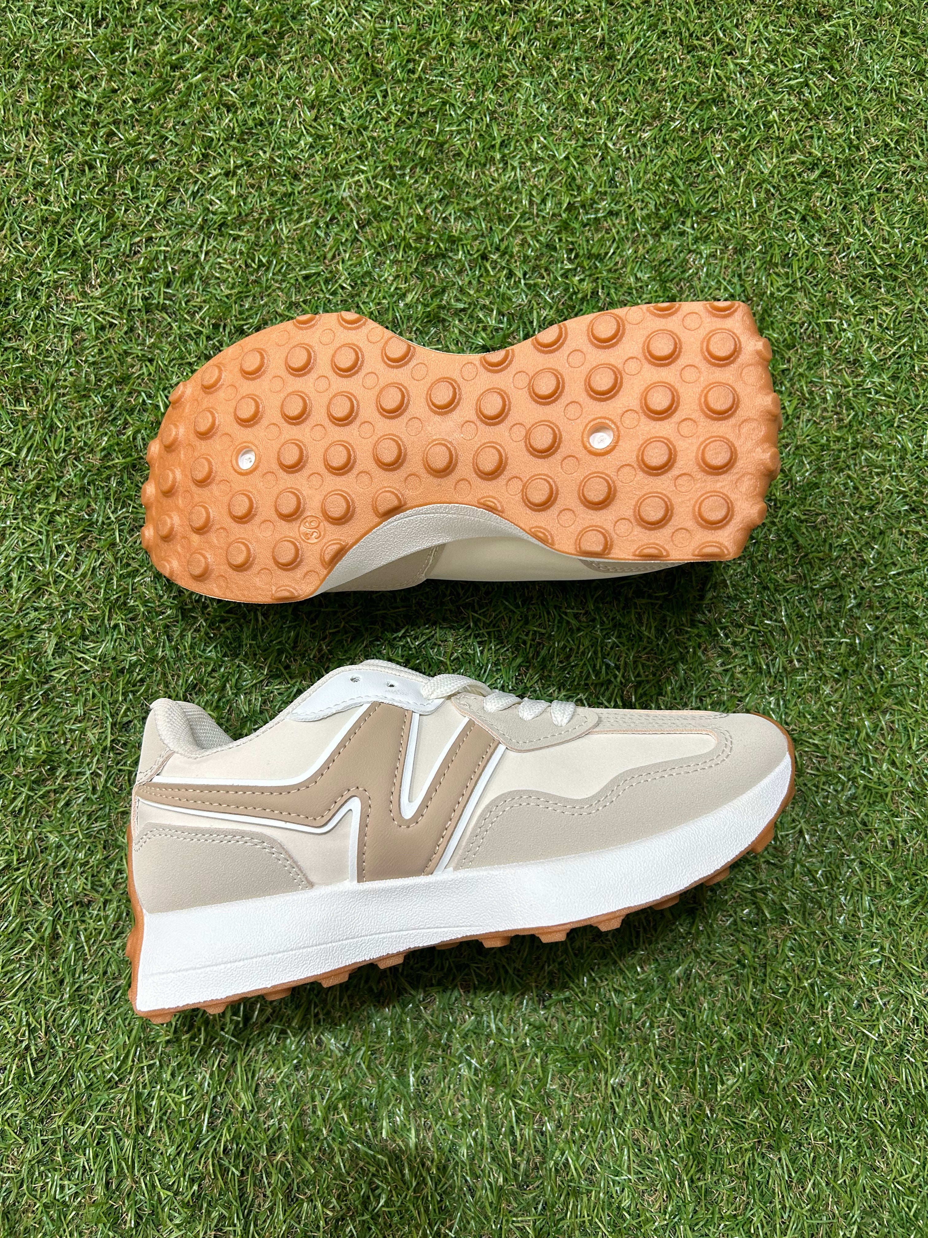 Deportiva casual beige